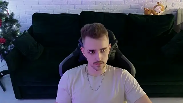 Larstar01 online show from January 2025 03:14:01 AM