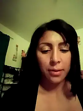 tiffani  love online show from October 2025 01:31:02 AM