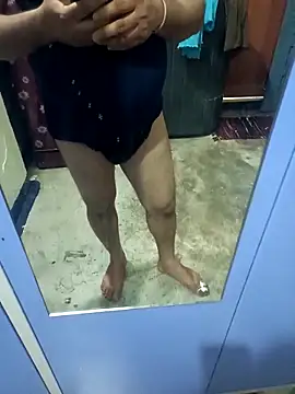 DeepakXxxR86 online show from March 2026 06:25:01 PM