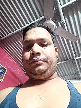 DeepakXxxR86 online show from April 2026 06:38:01 PM