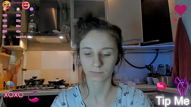 Snapshot of _Nika_Kik chatting on March 2025 03:24:02 PM Nika Kik online show from March 2025 03:24:02 PM