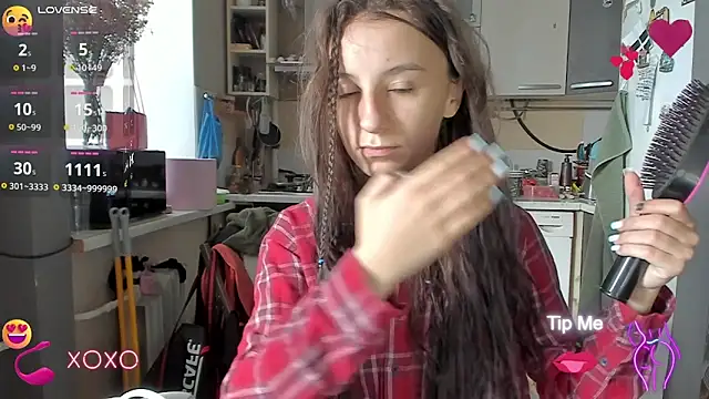 Snapshot of _Nika_Kik chatting on October 2025 12:46:02 PM Nika Kik online show from October 2025 12:46:02 PM