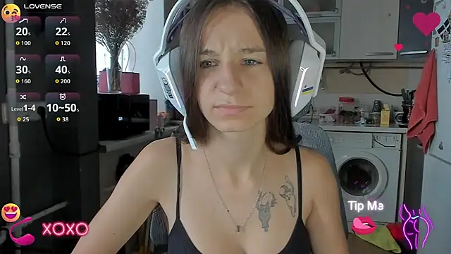 Snapshot of _Nika_Kik chatting on October 2025 12:02:01 PM Nika Kik online show from October 2025 12:02:01 PM