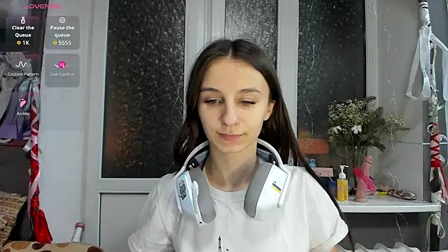 Snapshot of _Nika_Kik chatting on January 2026 03:39:02 PM Nika Kik online show from January 2026 03:39:02 PM