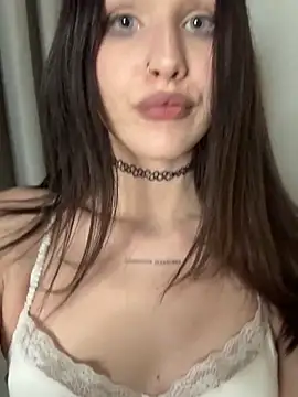 CherryCrystall online show from February 2026 07:03:02 PM