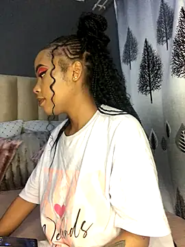 Nicole Liam  online show from September 2025 08:25:01 PM