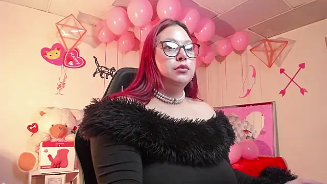 Snapshot of Blair_Elliss chatting on February 2025 06:51:01 PM Blair Elliss online show from February 2025 06:51:01 PM