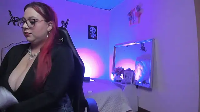 Snapshot of Blair_Elliss chatting on November 2025 07:07:02 PM Blair Elliss online show from November 2025 07:07:02 PM