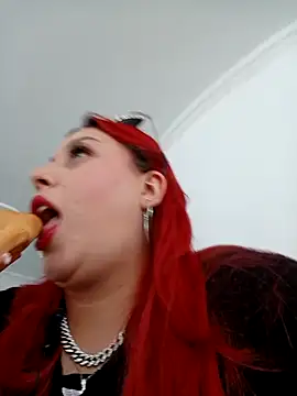 Snapshot of Blair_Elliss chatting on November 2025 01:45:02 PM Blair Elliss online show from November 2025 01:45:02 PM