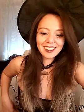 Kimiechanuwu online show from October 2025 03:57:02 PM