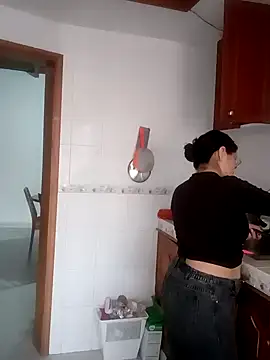 Caroll Luna online show from December 2024 10:18:02 PM