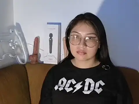 Caroll Luna online show from December 2024 06:09:01 AM