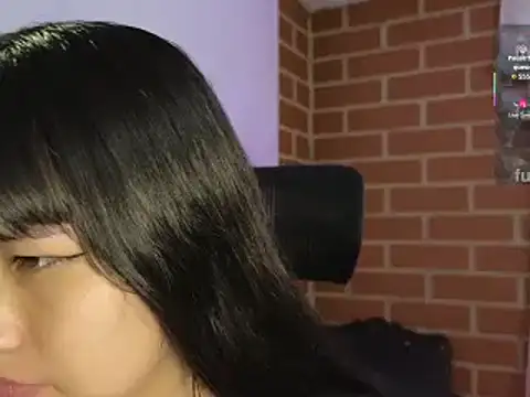 Caroll Luna online show from October 2025 09:03:01 PM