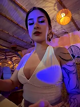 Snapshot of Mon_Cherry chatting on October 2025 12:47:02 AM Mon Cherry online show from October 2025 12:47:02 AM