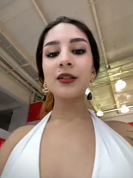 Snapshot of Mon_Cherry chatting on November 2025 01:05:01 AM Mon Cherry online show from November 2025 01:05:01 AM