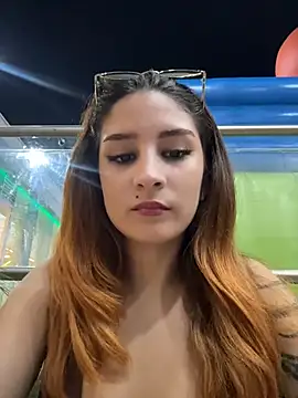 Snapshot of Mon_Cherry chatting on March 2026 01:18:01 AM Mon Cherry online show from March 2026 01:18:01 AM