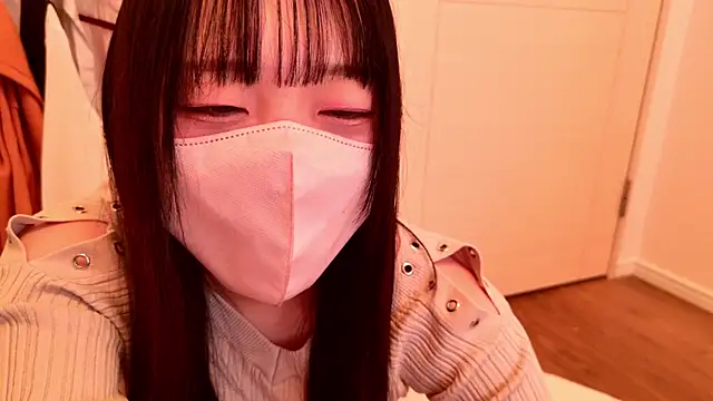 Snapshot of chan_yuma_tan chatting on February 2025 06:12:01 AM chan yuma tan online show from February 2025 06:12:01 AM