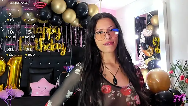 SamaraCortez online show from April 2026 07:49:01 PM