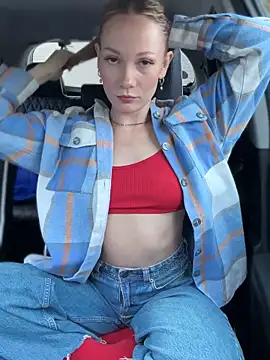 LavenderHot online show from October 2025 02:00:02 AM