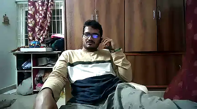 naughtymike0007 online show from January 2025 04:02:01 PM