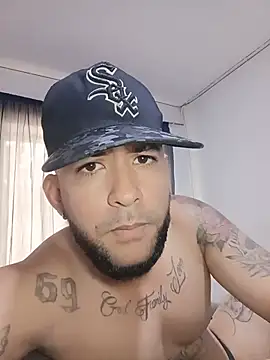 Snapshot of sexjim01 chatting on June 2026 10:12:02 PM sexjim01 online show from June 2026 10:12:02 PM
