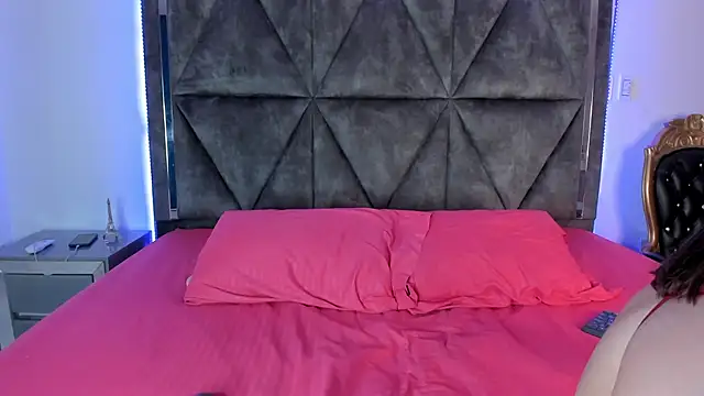 Deiisy Queen online show from January 2025 07:10:01 PM