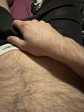 Snapshot of Straightlad95 chatting on October 2025 12:36:02 AM Straightlad95 online show from October 2025 12:36:02 AM