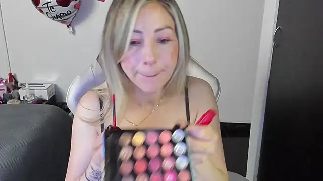 Andreina Suann online show from September 2025 12:10:02 PM