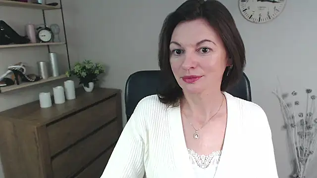 VivianWILD online show from December 2024 06:49:02 AM