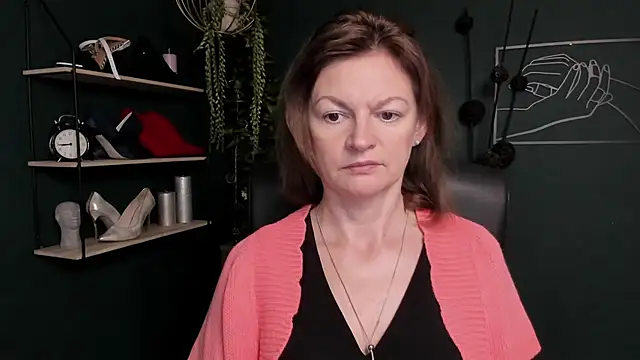 VivianWILD online show from September 2025 08:25:02 AM