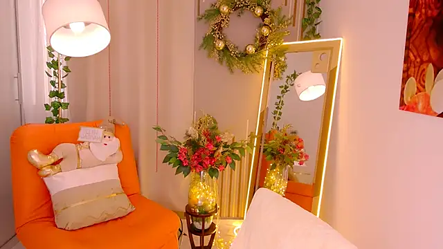 Snapshot of Miss_ash chatting on December 2024 08:32:01 PM Miss ash online show from December 2024 08:32:01 PM