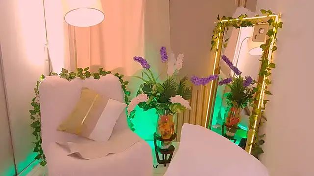 Snapshot of Miss_ash chatting on February 2025 08:36:02 PM Miss ash online show from February 2025 08:36:02 PM