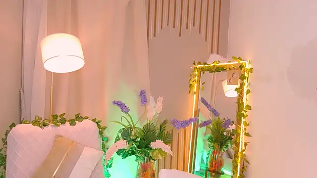 Snapshot of Miss_ash chatting on February 2025 11:42:01 PM Miss ash online show from February 2025 11:42:01 PM