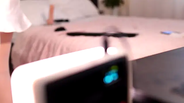 AnnittaStar online show from December 2024 05:15:02 AM