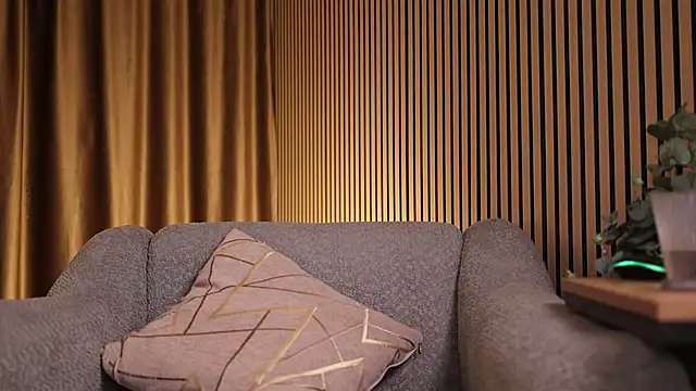 AnnittaStar online show from October 2025 02:23:02 AM