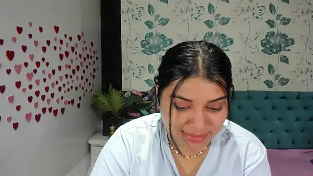 LindaBreeS online show from February 2025 04:18:01 PM