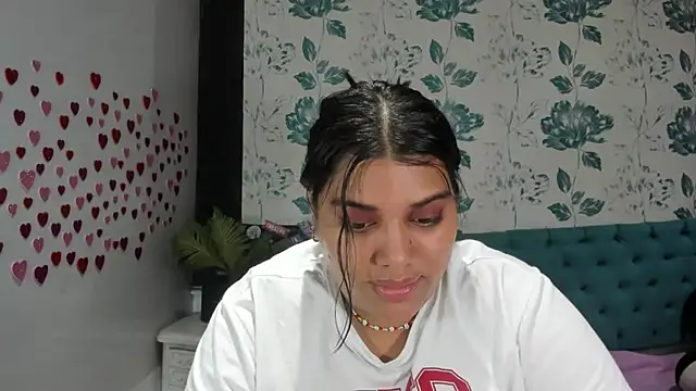 LindaBreeS online show from February 2025 07:49:01 PM