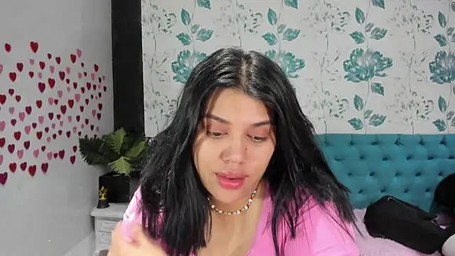 LindaBreeS online show from February 2025 04:58:02 PM