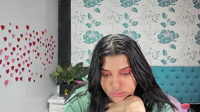 LindaBreeS online show from March 2025 05:13:01 PM