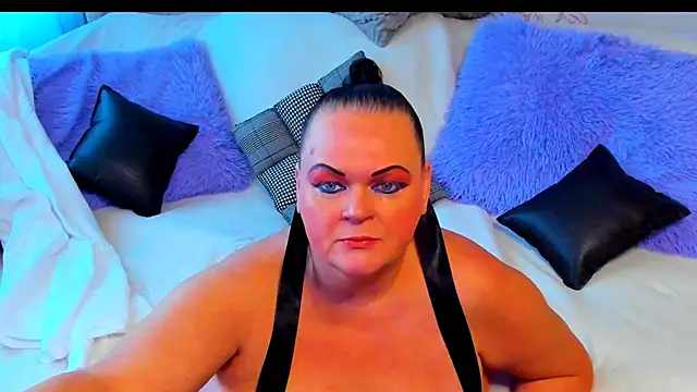 MilanaBiegert online show from October 2025 09:20:01 AM