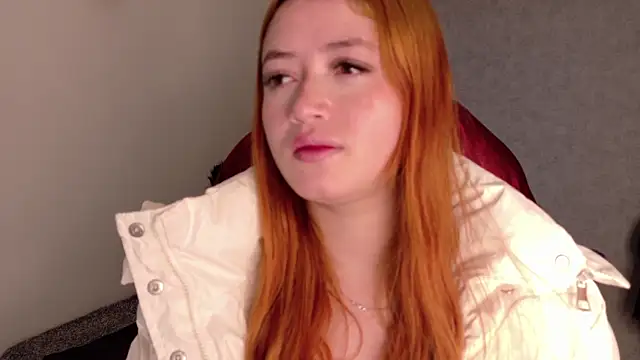 Snapshot of almma_shy chatting on February 2025 02:55:02 PM almma shy online show from February 2025 02:55:02 PM