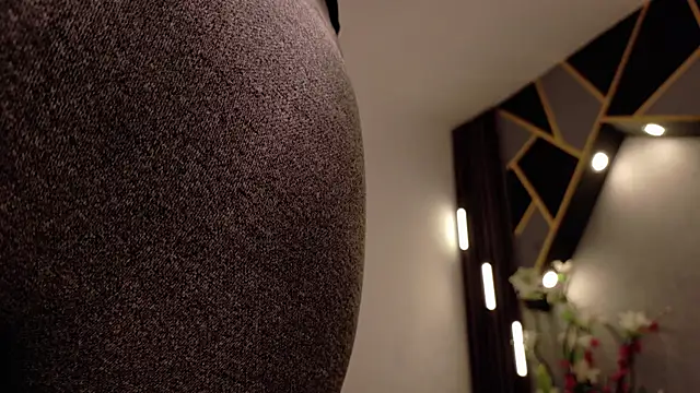 Snapshot of almma_shy chatting on February 2025 03:43:02 PM almma shy online show from February 2025 03:43:02 PM