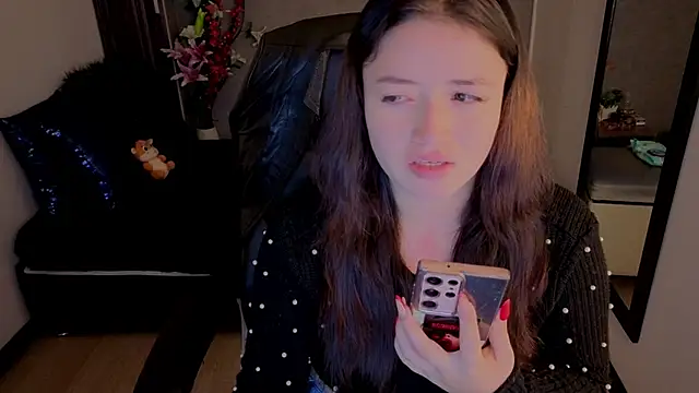 Snapshot of almma_shy chatting on October 2025 01:12:01 PM almma shy online show from October 2025 01:12:01 PM