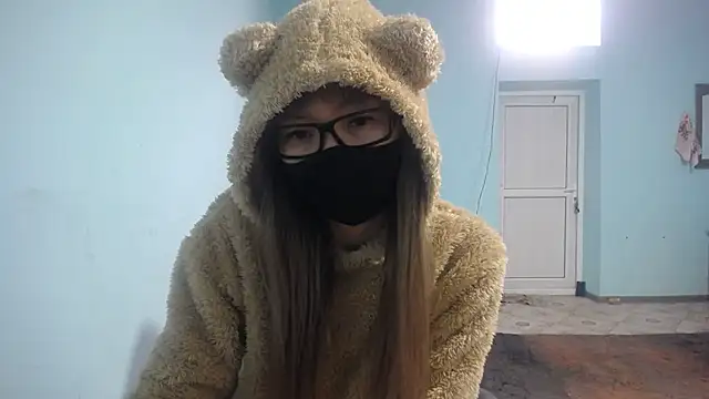 elllaaxx online show from March 2025 06:35:01 AM