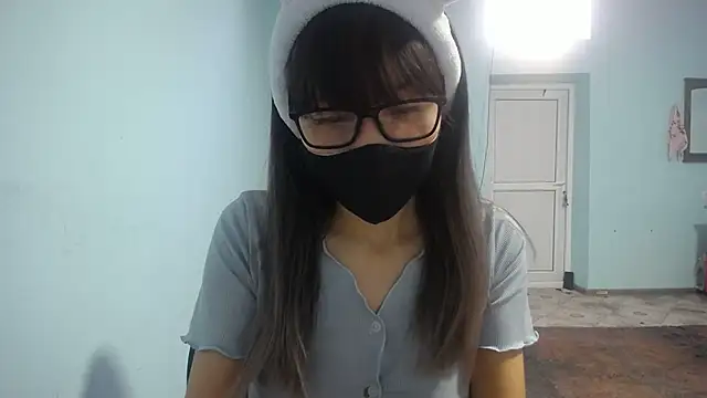 elllaaxx online show from October 2025 03:28:01 AM