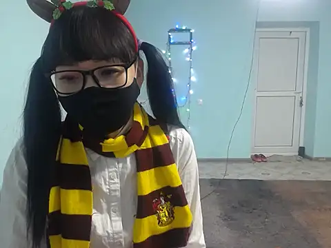 elllaaxx online show from December 2025 04:51:01 AM