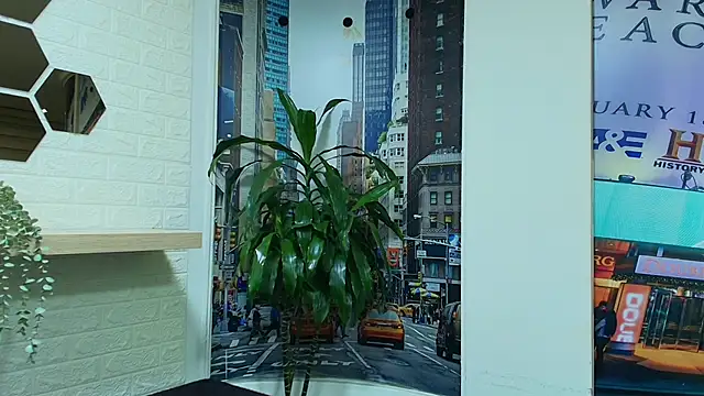 Snapshot of Naughty_Kittenm chatting on March 2025 10:32:02 AM Naughty Kittenm online show from March 2025 10:32:02 AM