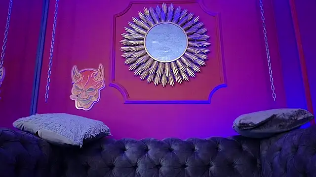 Julieta Russell online show from April 2026 11:42:02 AM