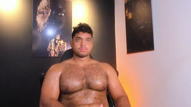 Big furry bear13 online show from November 2025 05:35:01 AM