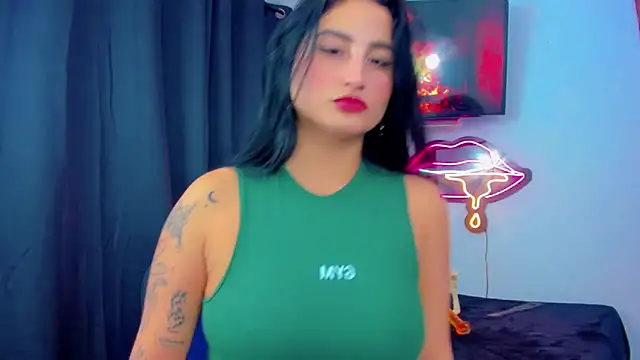 sunshine uwu22 online show from February 2026 06:49:02 PM